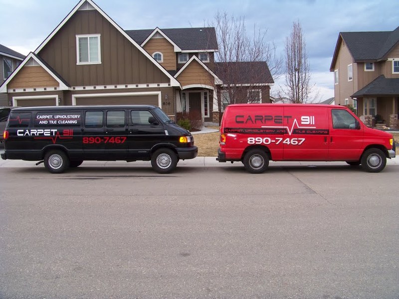 2vans.jpg