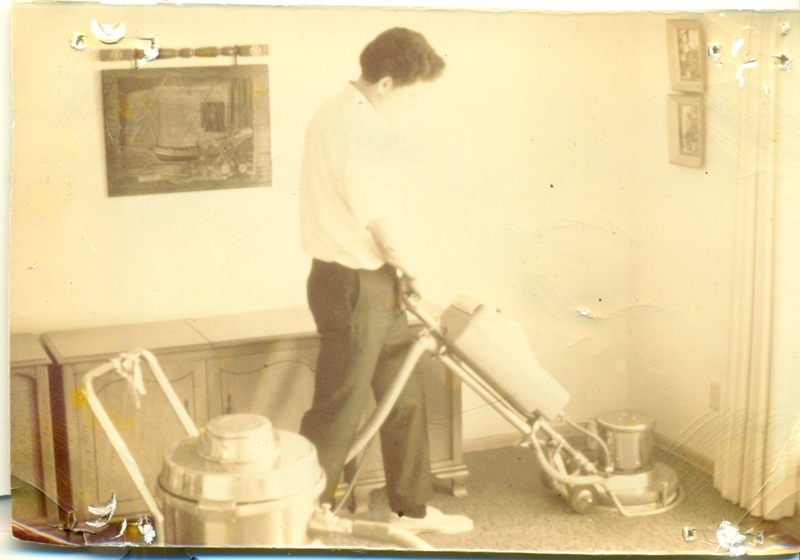 Dad%20with%20Chemstractor%20Type%20Scrubber_zps1gs8vw7n.jpg