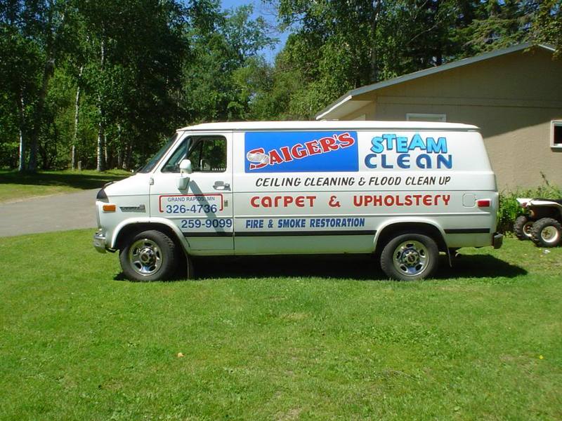 SaigersSteamCleanVan001_zpsdeae84eb.jpg